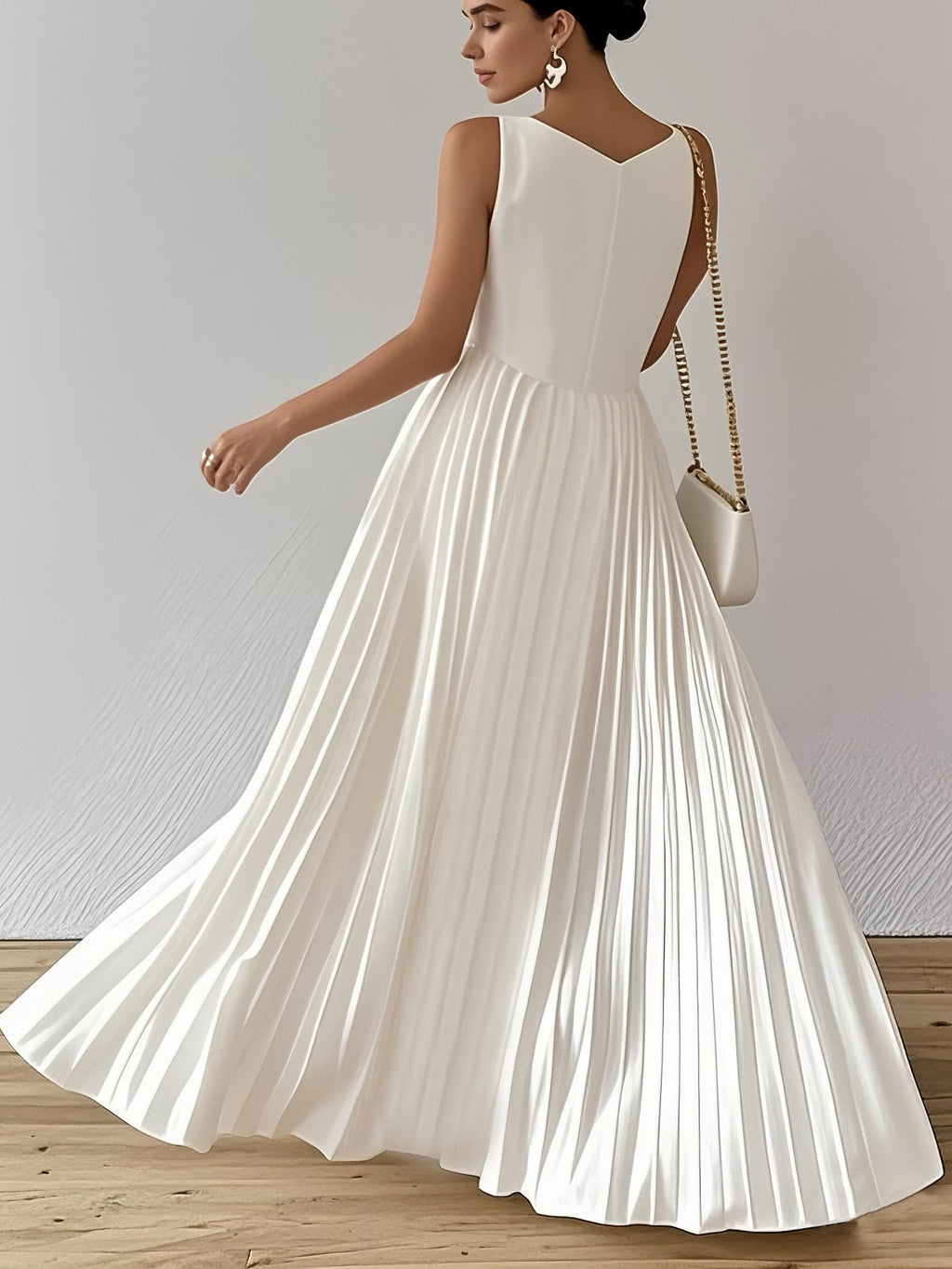 Elegant Pleated Maxi Dress