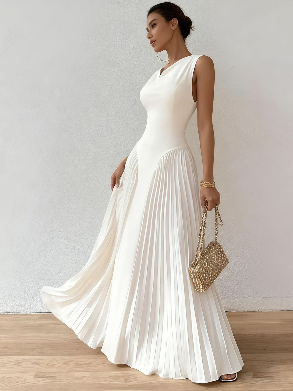 Elegant Pleated Maxi Dress